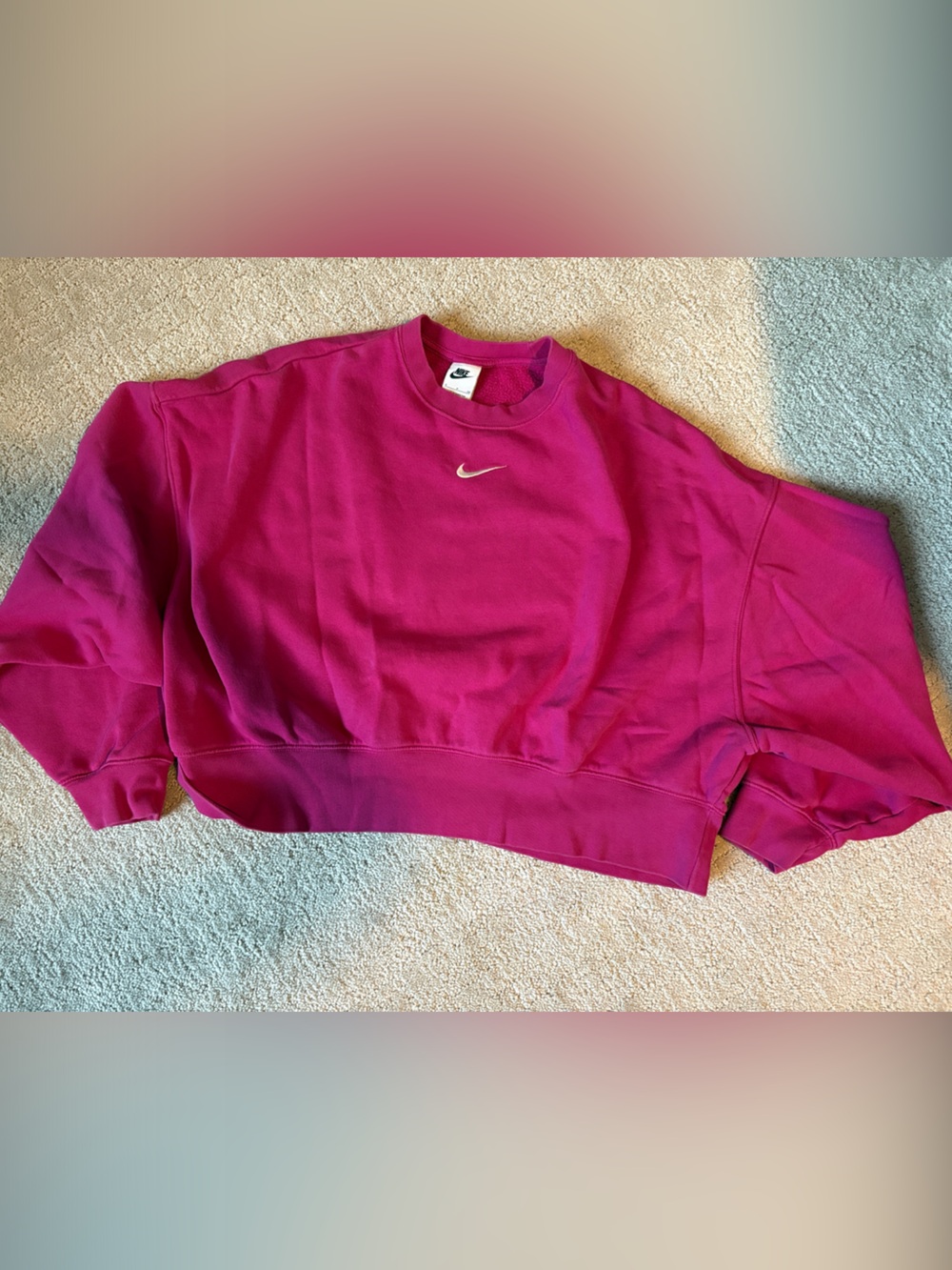 Nike Fuchsia Cropped Crewneck Sweatshirt
